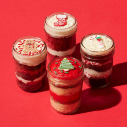 Get Exclusive Discounts on Holiday Classics Cupcake 4-Pack